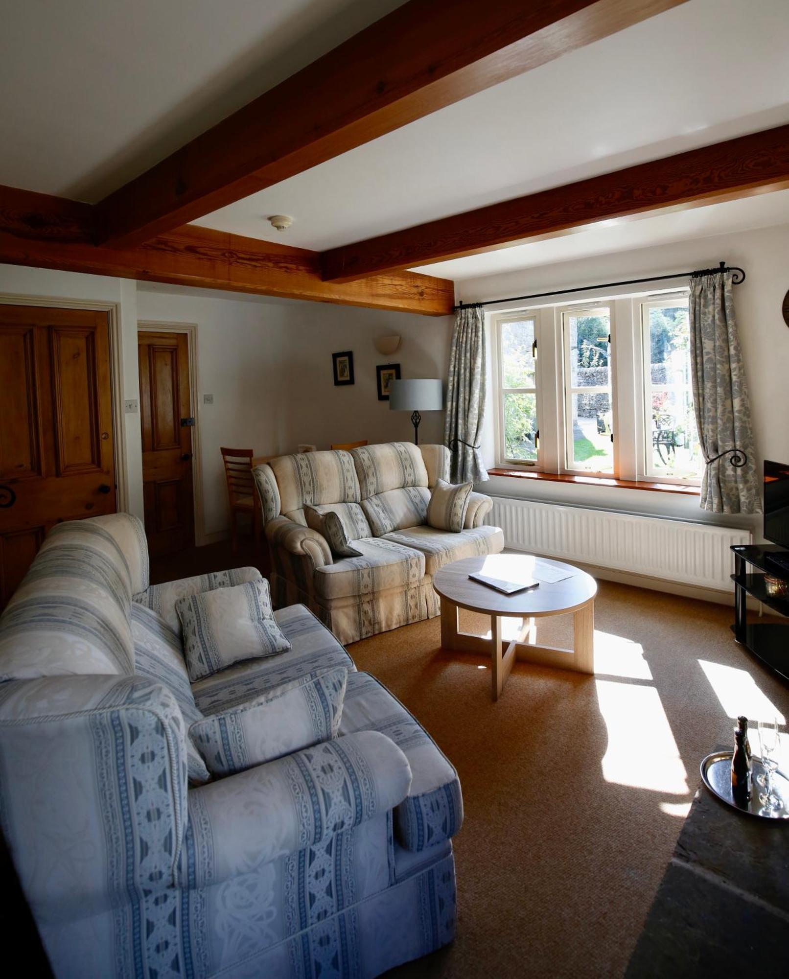 Hotel Ashfield House Grassington Pokój zdjęcie The living room at The Old School House